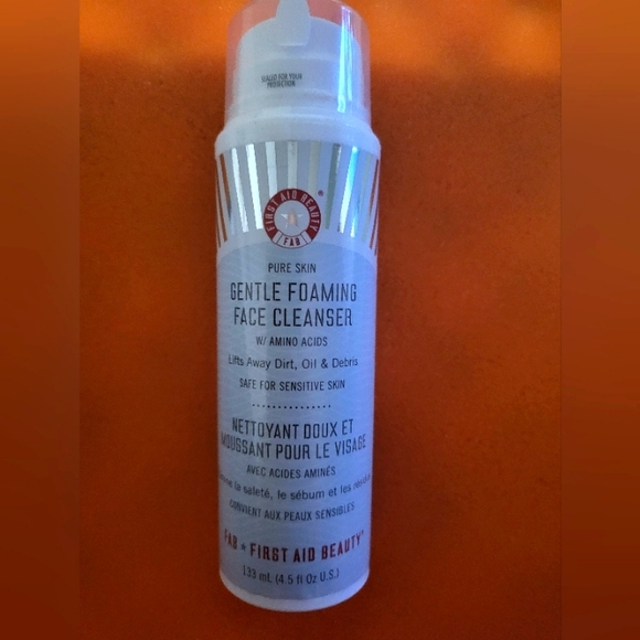 First Aid Beauty Skincare Brand New First Aid Beauty Fab Gentle Foaming Face Cleanser Amino
